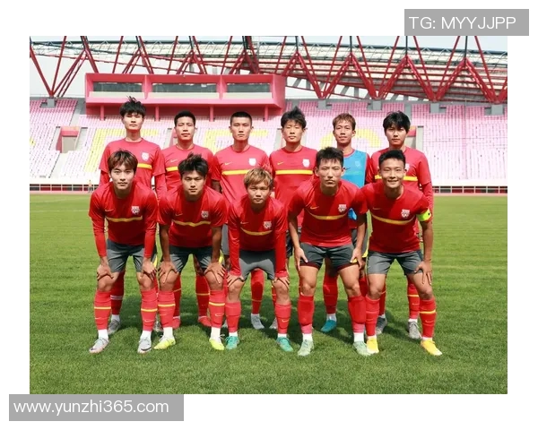 昔日足球巨星周正的风采与荣耀回顾照片集 昔日足球巨星周正的风采与荣耀回顾照片集